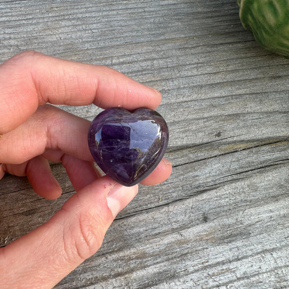 
                  
                    Handschmeichler Herz Amethyst 3,0 cm
                  
                